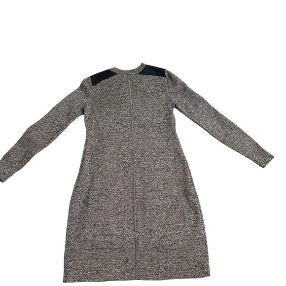 Sleek & Comfy GAP Sweater Dress🥰 - Picture 2 of 2